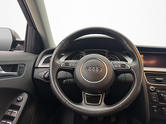 Audi A4 11 of 26