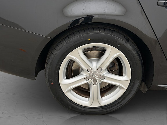 Audi A4 25 of 26