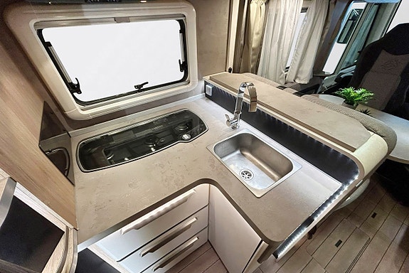 Knaus Sky I 700 LX AUTOMAT QUEENBED 11 of 30