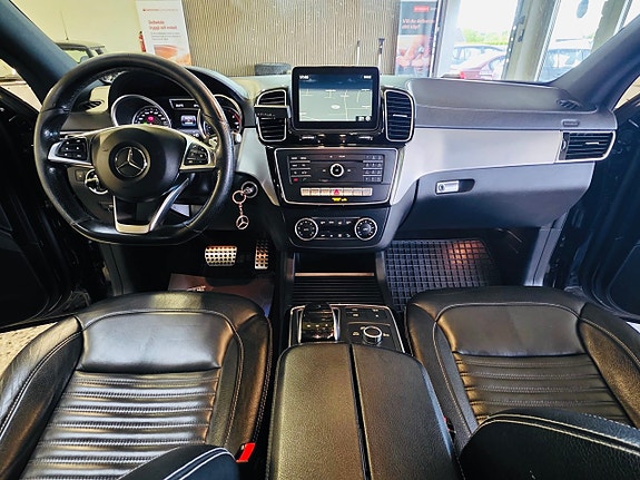 Mercedes-Benz GLE350 d 9 of 27