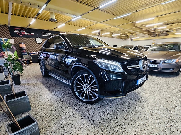Mercedes-Benz GLE350 d 2 of 27