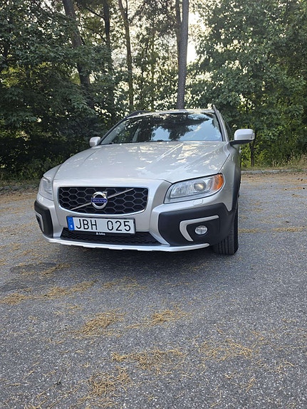 Volvo XC70 4 of 10