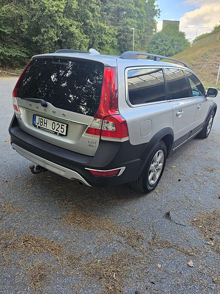 Volvo XC70 6 of 10