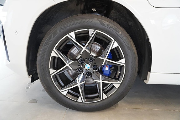 BMW X3 5 of 11
