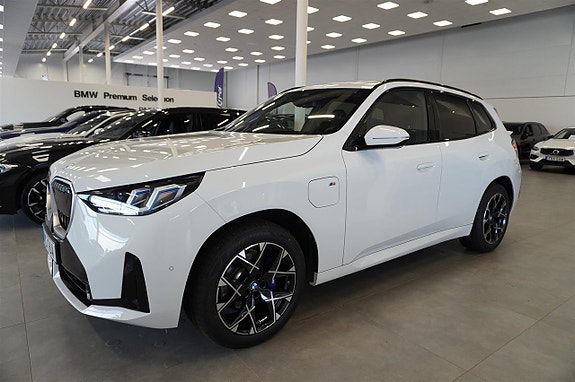 BMW X3 3 of 11