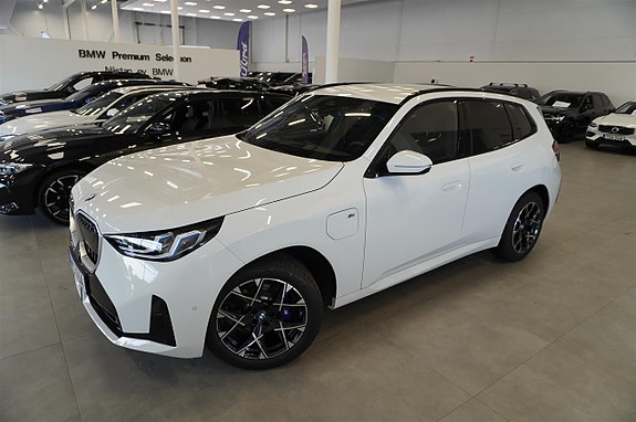 BMW X3 2 of 11
