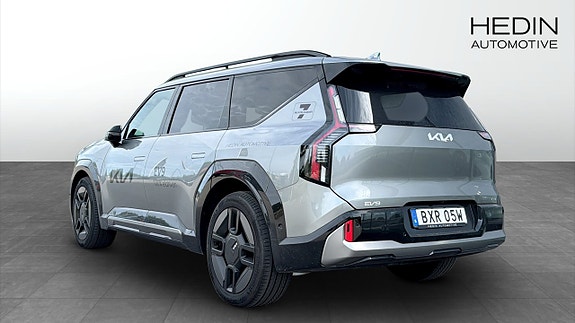 Kia EV9 3 of 20