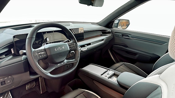 Kia EV9 12 of 20