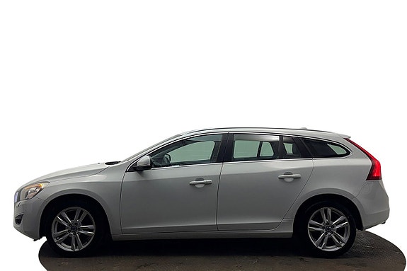 Volvo V60 10 of 30