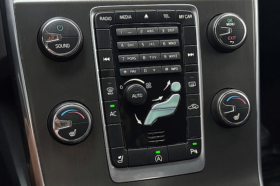 Volvo V60 25 of 30