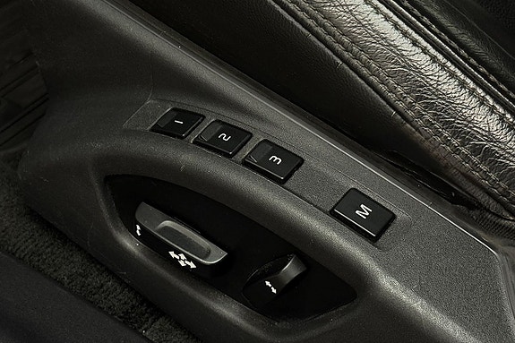 Volvo V60 15 of 30