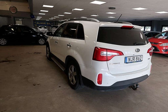 Kia Sorento 5 of 9