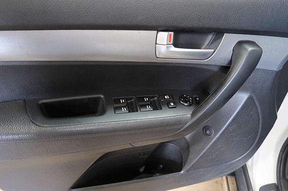 Kia Sorento 7 of 9