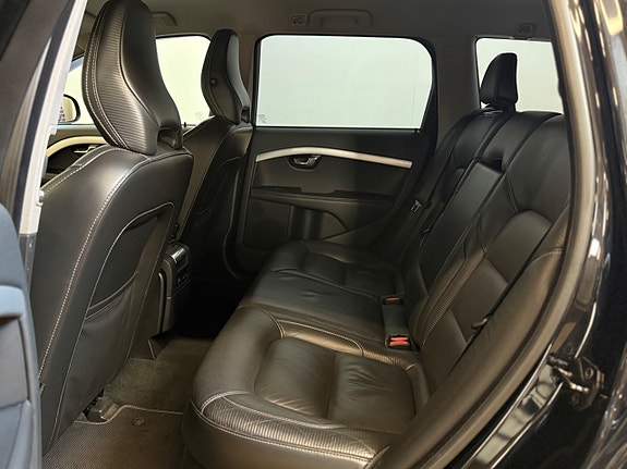 Volvo V70 16 of 22