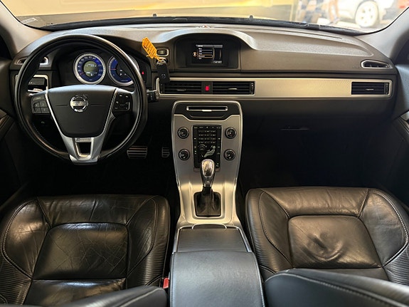 Volvo V70 13 of 22