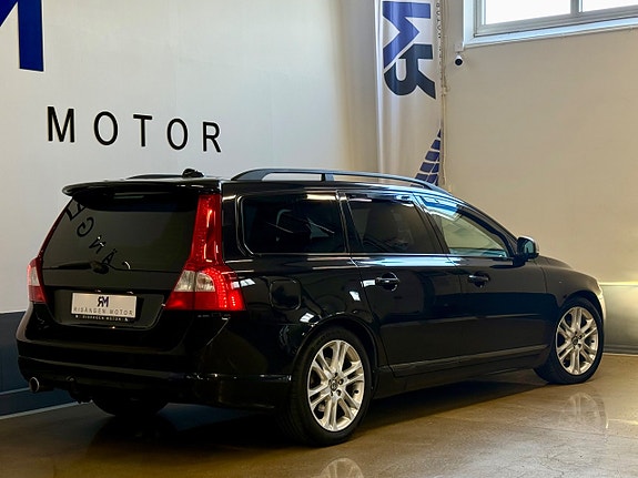 Volvo V70 8 of 22