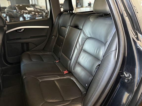 Volvo V70 15 of 22
