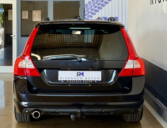 Volvo V70 5 of 22