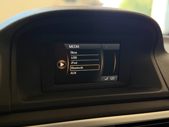 Volvo V70 22 of 22