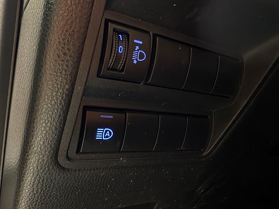 Toyota Yaris 24 of 28