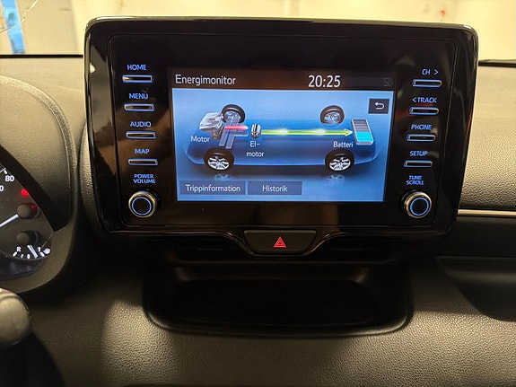 Toyota Yaris 14 of 28
