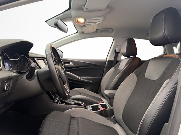 Opel Grandland X 16 of 25