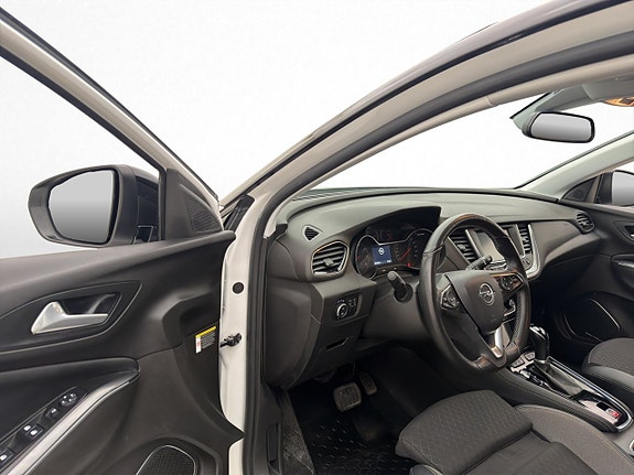 Opel Grandland X 10 of 25