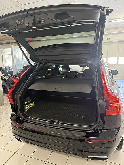 Volvo XC60 4 of 23