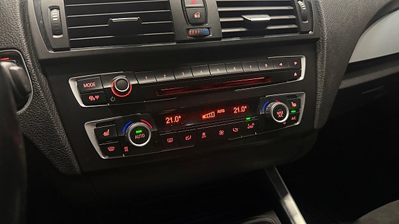 BMW 116i 21 of 27