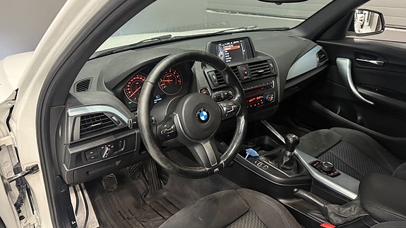 BMW 116i 12 of 27