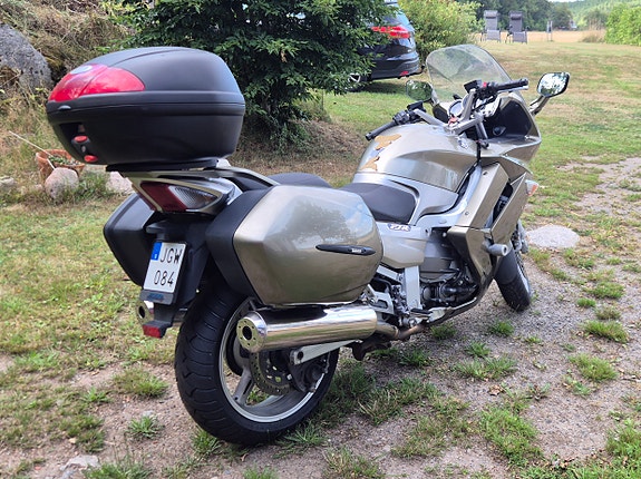 Yamaha FJR1300 4 of 10