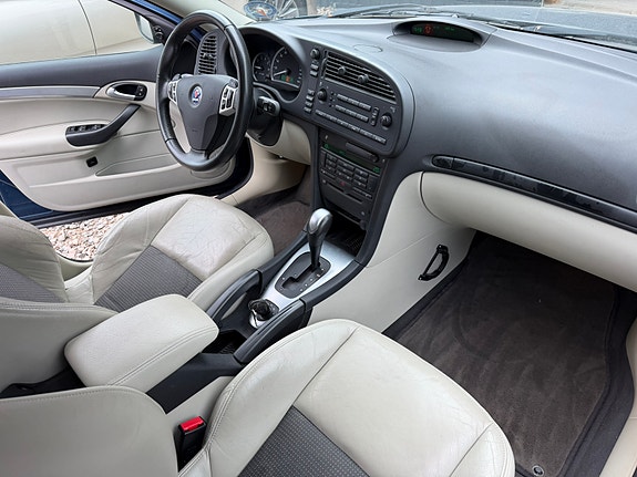 Saab 9-3 8 of 9