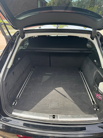 Audi A6 12 of 12