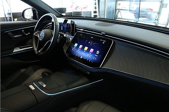 Mercedes-Benz E300 12 of 17