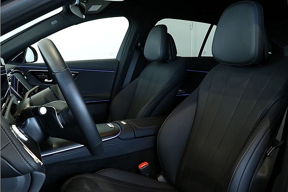 Mercedes-Benz E300 7 of 17