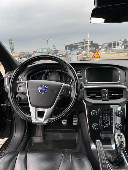 Volvo V40 7 of 7