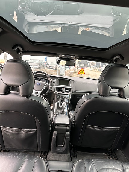 Volvo V40 6 of 7