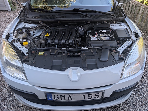 Renault Megane III 8 of 10