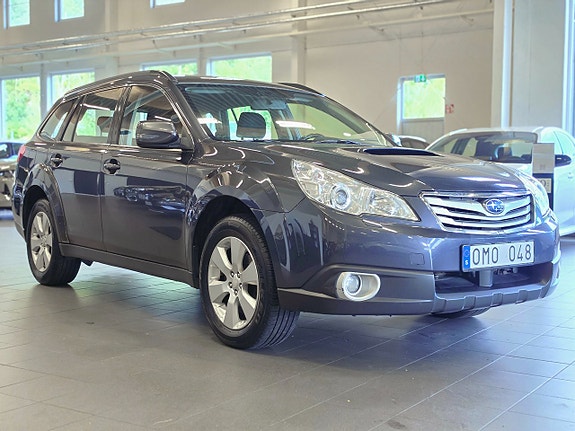 Subaru Outback 2 of 11