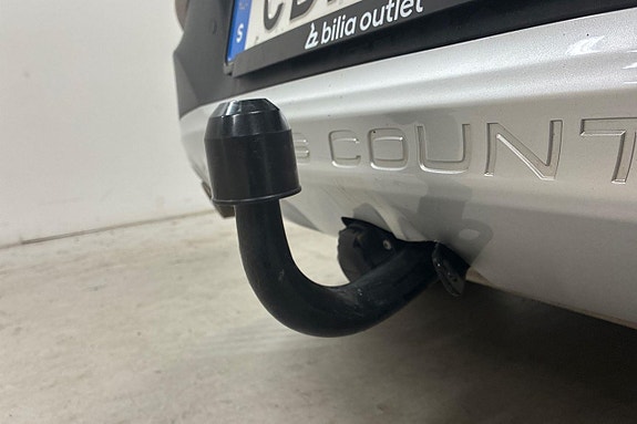 Volvo V40 Cross Country 21 of 21