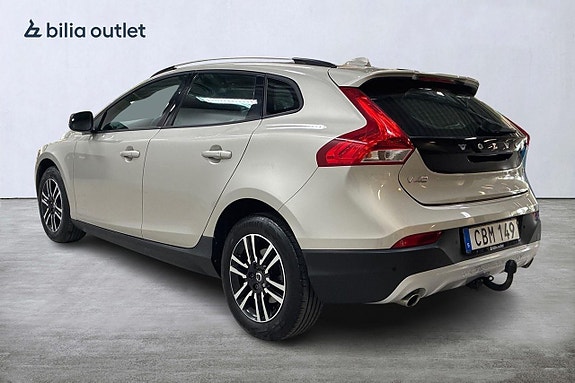 Volvo V40 Cross Country 8 of 21
