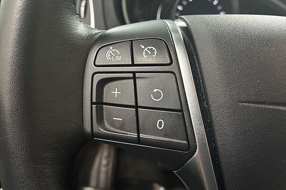 Volvo V40 Cross Country 20 of 21