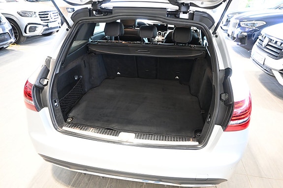 Mercedes-Benz C200 d 14 of 23
