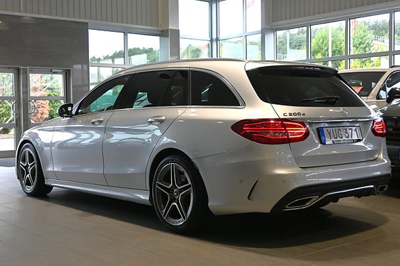 Mercedes-Benz C200 d 3 of 23