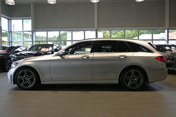 Mercedes-Benz C200 d 2 of 23