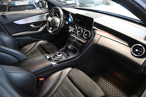 Mercedes-Benz C200 d 10 of 23