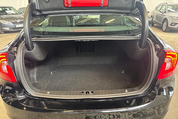Volvo S60 21 of 23