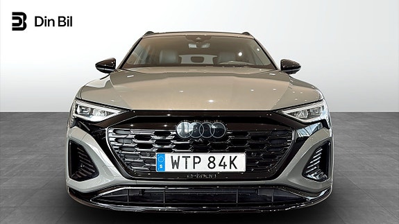 Audi Q8 4 of 24