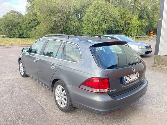Volkswagen Golf VI 9 of 21