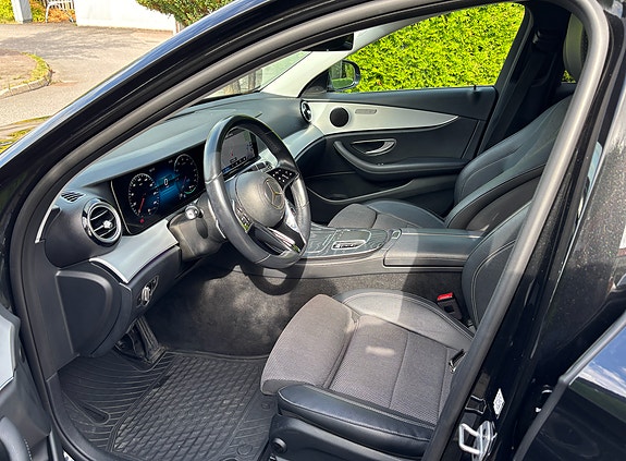 Mercedes-Benz E300 de 6 of 6